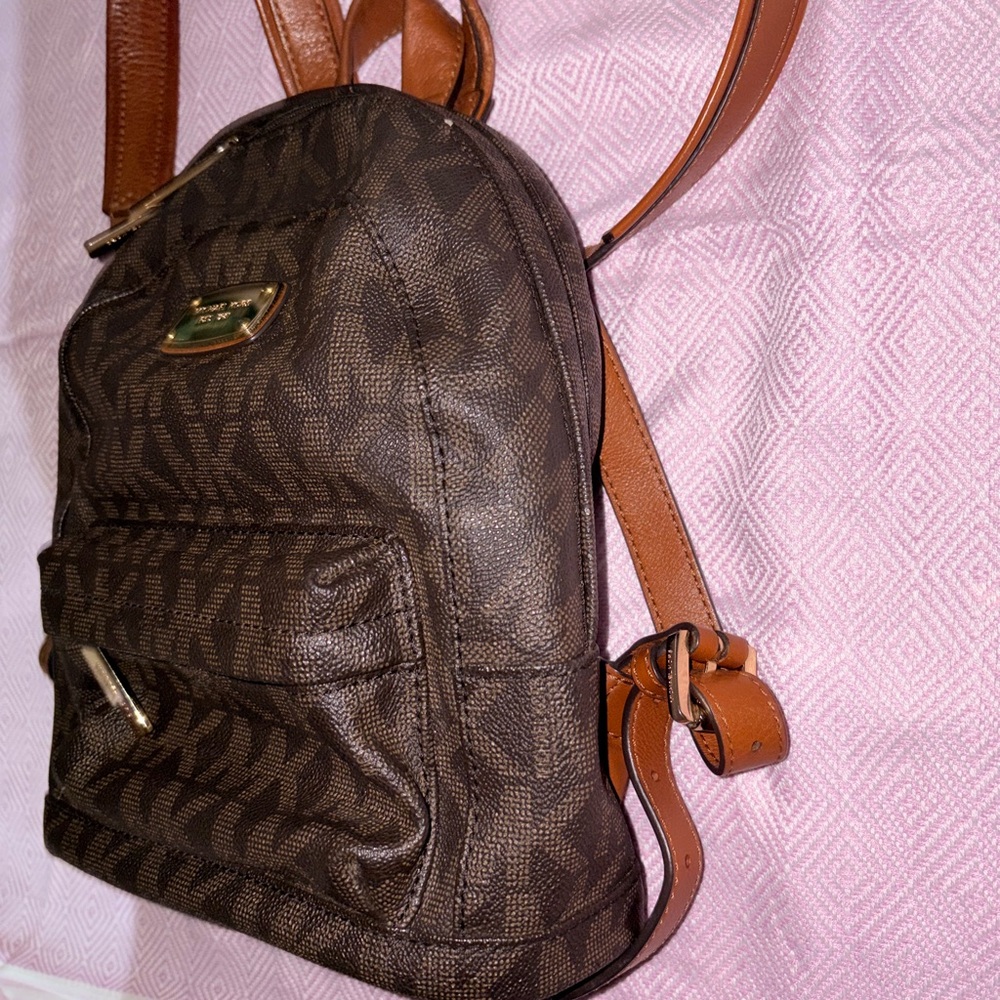 Michael Kors Signature Brown Backpack - Picture 3 of 11